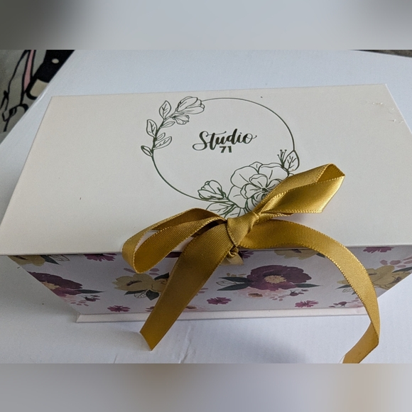 Spring Candle Gift Set - Picture 2 of 6